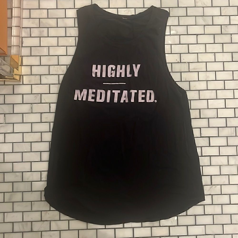 Lululemon highly meditated muscle tank sz 2